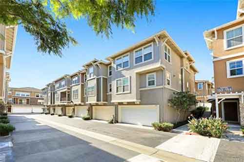 Bungalows townhomes in Torrance CA