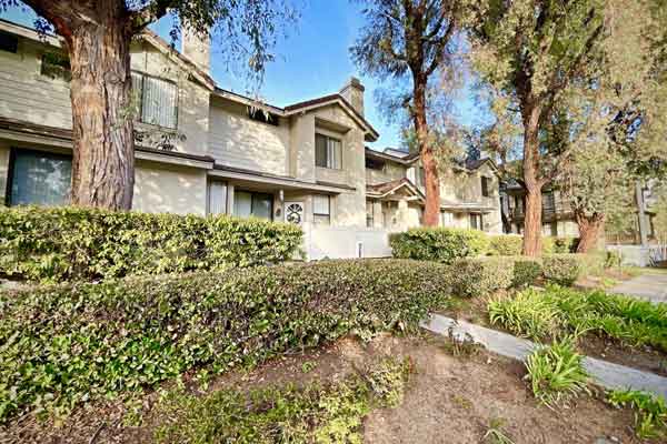 Windemere condos and townhomes in Plaza Del Amo Torrance